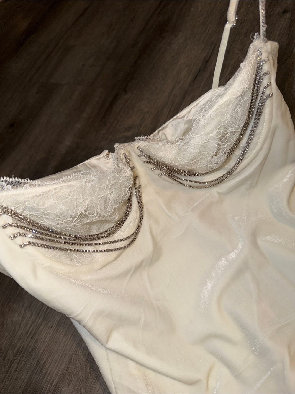 ❤️🔥Firm Price❤️🔥House of CB GRACE Ivory Crystallised Mini Dress - Picture 16 of 16